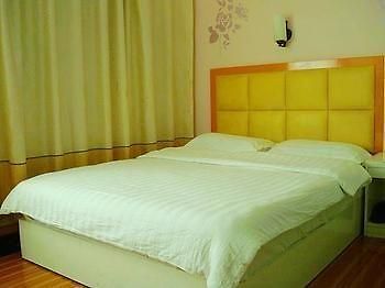 צ'אנגשה Rongyuan Business Hotel מראה חיצוני תמונה